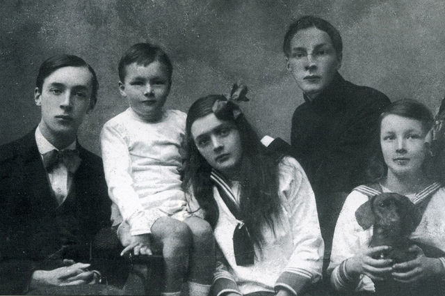The Nabokov children when younger