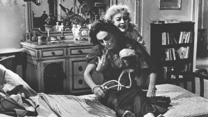 Still of Joan Crawford and Bette Davis in Whatever Happened to Baby Jane